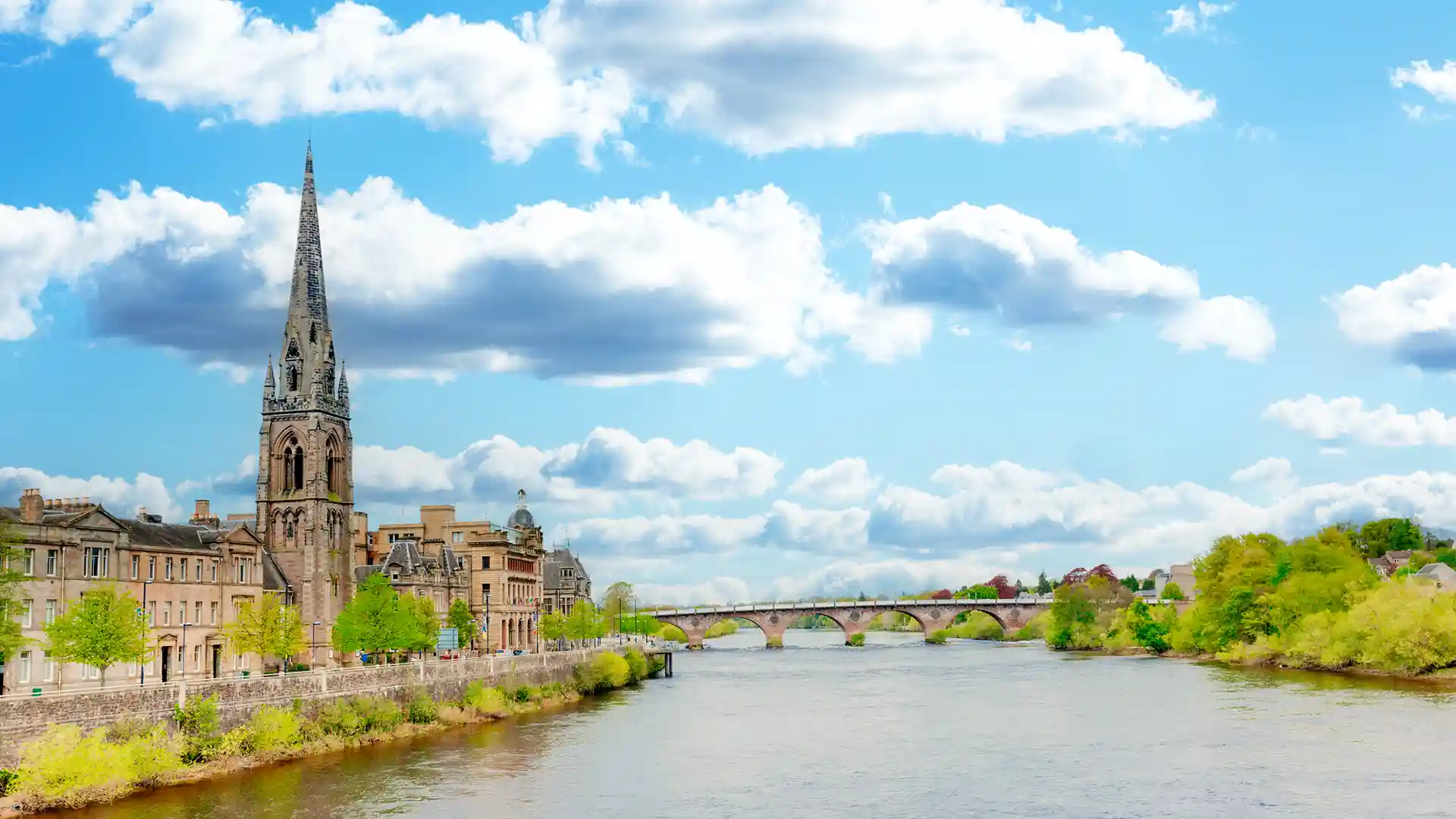 Scene of River Tay, for Live-in care Perth in Scotland